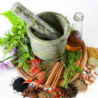 Best Herbs and Spices to Stimulate Your Hair Growth